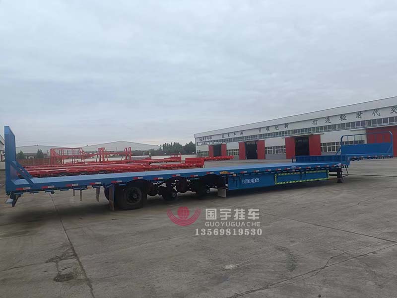 低平板半掛車：運輸領域的革新者